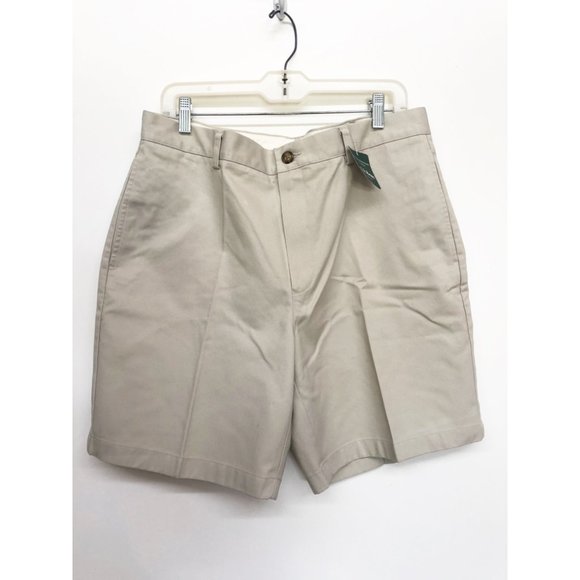 L.L. Bean Men's Tan Khaki Wrinkle Resistant Shorts 35 - Picture 1 of 3